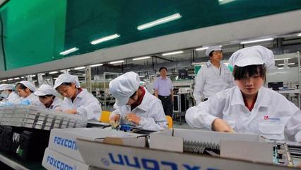 富士康可能將不會(huì)在美國建廠,華為任正非大膽反擊?網(wǎng)友:痛快